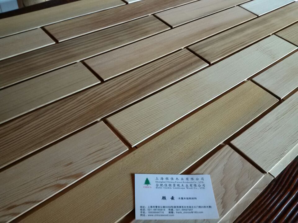 實木墻磚、墻裙與木瓦 自然與傳統(tǒng)在建筑材料中的復(fù)興